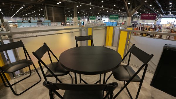 Deluxe Table and Chairs